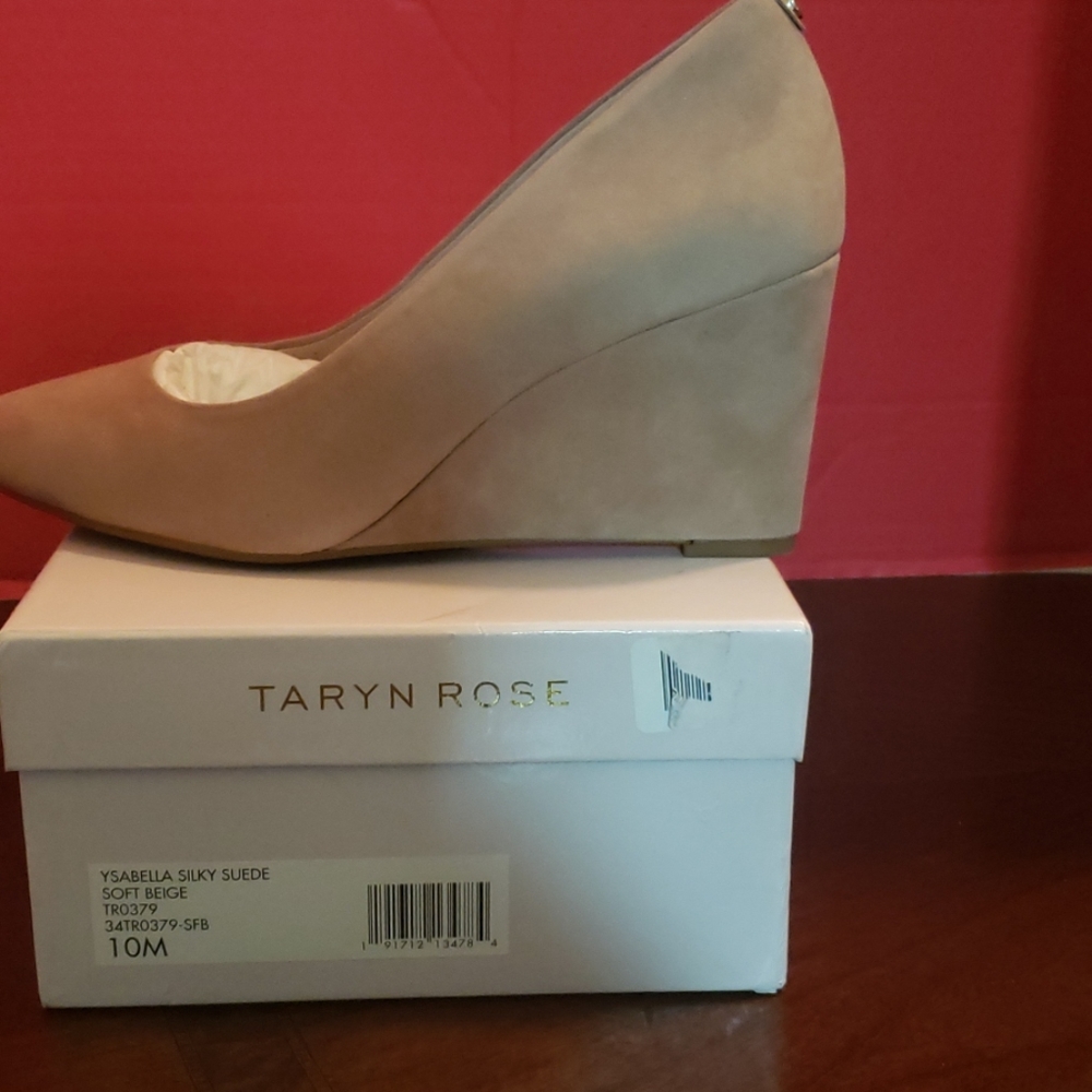 Taryn Rose Ysabella Silky Suede